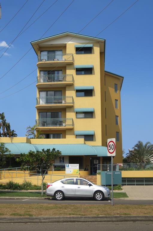 Sunshine Towers Boutique Apartments มารูชิดอร์ ภายนอก รูปภาพ